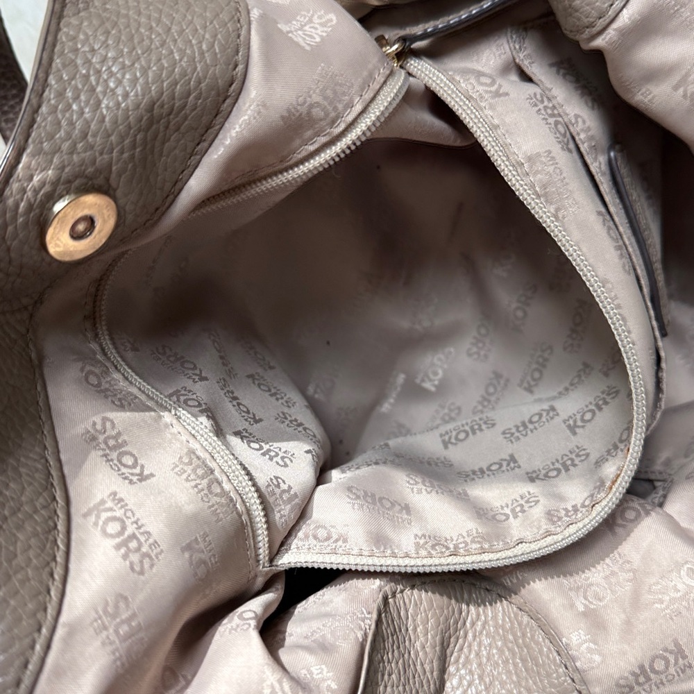 Michael Kors Light Brown Leather Tote Bag with Gold Details - Picture 10 of 11